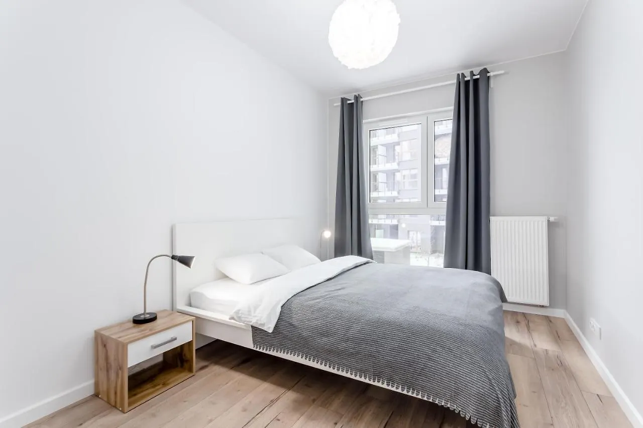 Warsaw City North Apartment