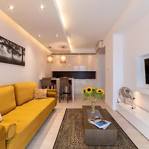 Platinum Towers E-apartments Warschau